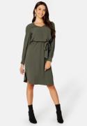 Happy Holly L/S Belted Dress Khaki green 36/38