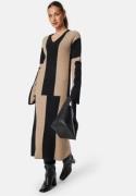 BUBBLEROOM V-neck Knitted Midi Dress Beige/Black L