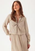 BUBBLEROOM Structured Tie Blouse Nougat XL