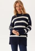 GANT Striped Textured C-neck Evening Blue S