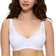 Triumph BH Amourette Wired Bra With Lace Vit A 85 Dam