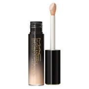 MAC Studio Radiance 24Hr Luminous Lift Concealer Nw5 11 ml