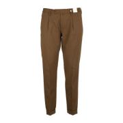 Myths Chinos Brown, Herr