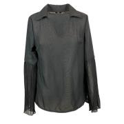 Noor of Sweden Petra plissé v-neck blouse Black, Dam