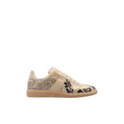 Maison Margiela Beige Sneaker med Logomönster Beige, Dam