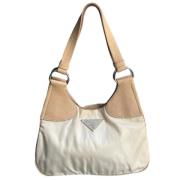 Prada Vintage Pre-owned Nylon prada-vskor Beige, Dam