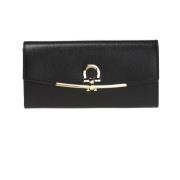 Salvatore Ferragamo Wallet with a decorative clasp Black, Dam