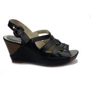 Clarks Elegant Läderkilar Sandal Black, Dam