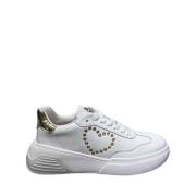 Moschino ita Aslappnade Syntetiska Sneakers för Kinnor White, Dam