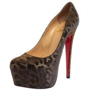 Christian Louboutin Pre-owned Pre-owned Tyg klackskor Gray, Dam