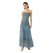 Antik Batik Smocked chiffong axelbandslös klänning Cassy Blue, Dam