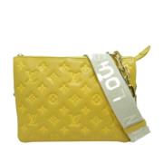 Louis Vuitton Vintage Pre-owned Laeder crossbodyvskor Yellow, Dam