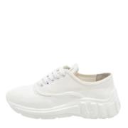 Miu Miu Pre-owned Pre-owned Canvas sneakers White, Dam