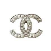 Chanel Vintage Pre-owned Silver broscher Gray, Dam