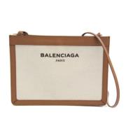 Balenciaga Vintage Pre-owned Canvas axelremsvskor Beige, Dam