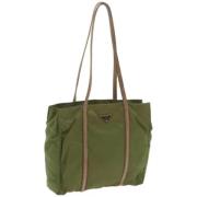 Prada Vintage Pre-owned Nylon prada-vskor Green, Dam