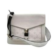 Louis Vuitton Vintage Pre-owned Plast axelremsvskor White, Herr