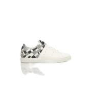 Cerruti 1881 Mönstrade vita sneakers med logotyp White, Dam