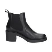 Frau Ankelboots Black, Dam