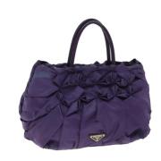 Prada Vintage Pre-owned Nylon handvskor Purple, Dam