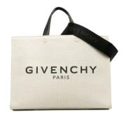 Givenchy Pre-owned Pre-owned Laeder axelremsvskor Beige, Dam