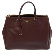 Prada Vintage Pre-owned Laeder totevskor Red, Dam