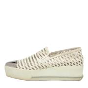 Miu Miu Pre-owned Pre-owned Laeder sneakers White, Dam