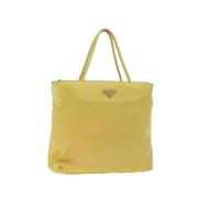 Prada Vintage Pre-owned Nylon handvskor Yellow, Dam