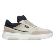 Estro Kvinnors Beige & Svarta Plattforms Sneakers tillverkade av Läder...