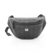 MCM Pre-owned Pre-owned Canvas axelremsvskor Black, Dam