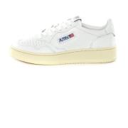 Autry Läder Sneaker med Logo Patch White, Dam