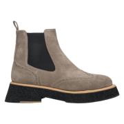 Estro Lyxiga Mocka Chelsea Boots med Svarta Accenter Gray, Dam