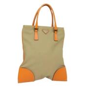 Prada Vintage Pre-owned Canvas handvskor Orange, Dam