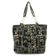 Chanel Vintage Pre-owned Canvas chanel-vskor Black, Dam