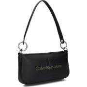 Calvin Klein Sculpted Shoulder Pouch25 Svart Väska Black, Dam