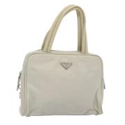 Prada Vintage Pre-owned Nylon prada-vskor Gray, Dam