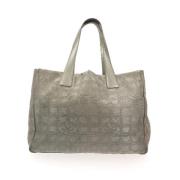 Chanel Vintage Pre-owned Tyg chanel-vskor Gray, Dam