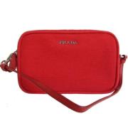 Prada Vintage Pre-owned Canvas prada-vskor Red, Dam