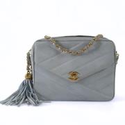 Chanel Vintage Pre-owned Mocka crossbodyvskor Blue, Dam