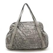 Chanel Vintage Pre-owned Canvas totevskor Gray, Dam