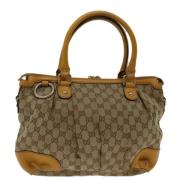 Gucci Vintage Pre-owned Canvas gucci-vskor Beige, Dam