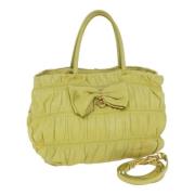 Prada Vintage Pre-owned Laeder handvskor Yellow, Dam