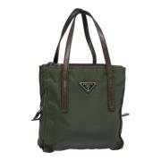 Prada Vintage Pre-owned Canvas handvskor Green, Dam