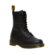 Dr. Martens Höga läderstövlar i svart Black, Dam