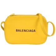 Balenciaga Vintage Pre-owned Laeder balenciaga-vskor Yellow, Dam