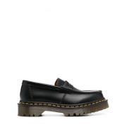 Dr. Martens Svarta Läderloafers Tillverkade i England Black, Dam