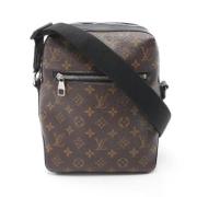 Louis Vuitton Vintage Pre-owned Canvas crossbodyvskor Brown, Dam