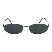 Giorgio Armani Stiliga solglasögon med 0Ar1508M design Black, Dam