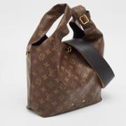 Louis Vuitton Vintage Pre-owned Tyg louis-vuitton-vskor Brown, Dam