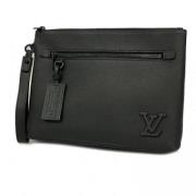 Louis Vuitton Vintage Pre-owned Tyg kuvertvskor Black, Herr